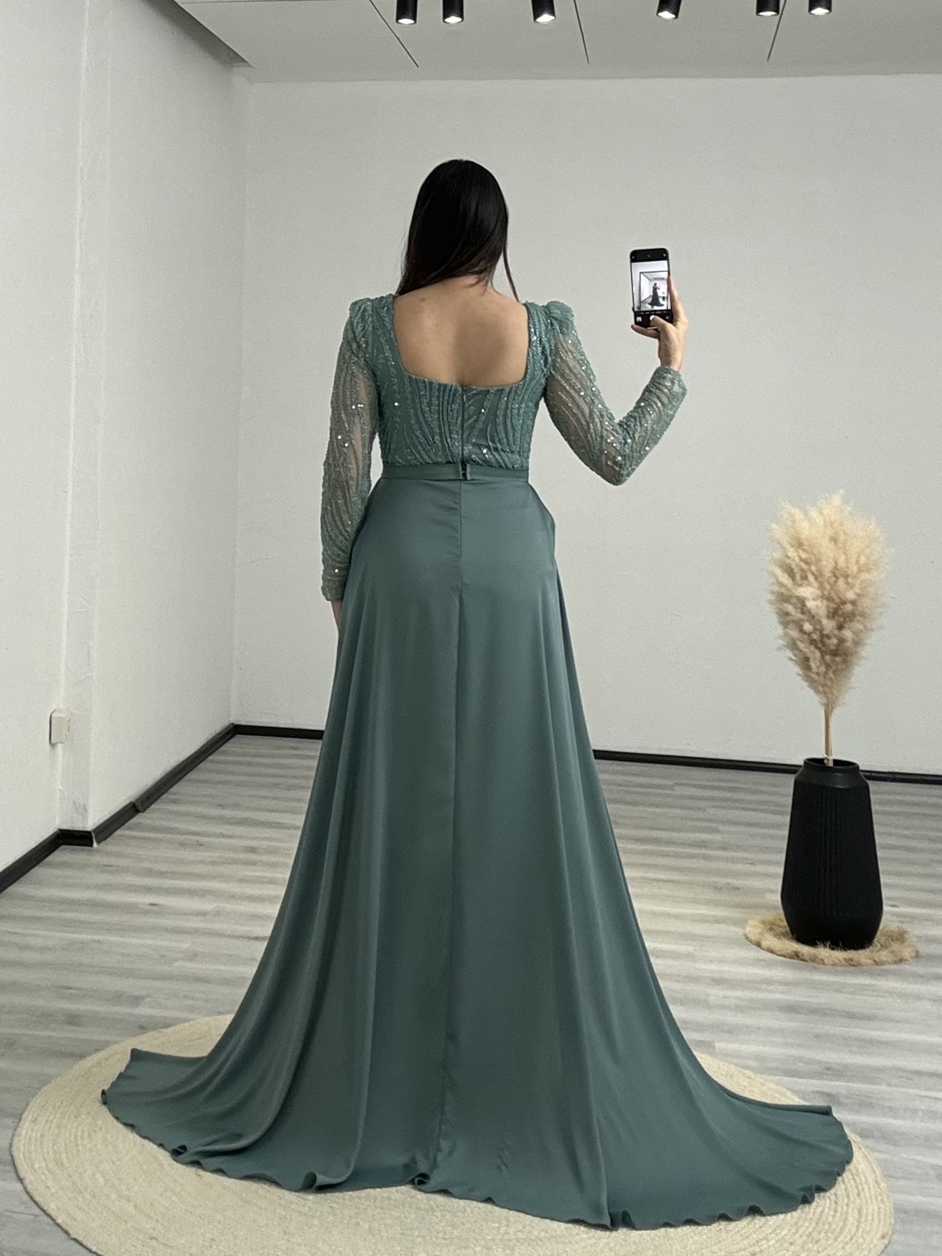 Gloriya Dress